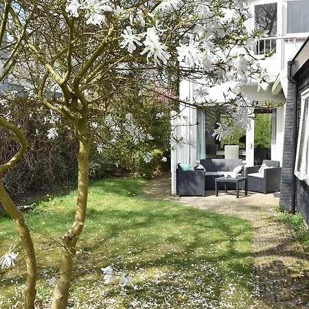 Cozy Holiday Home In Bergen Near The Forest * Bergen